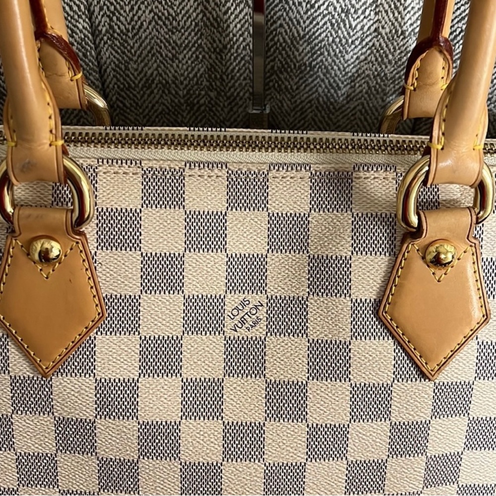 Louis Vuitton White Azure Saleyea PM - Picture 2 of 15